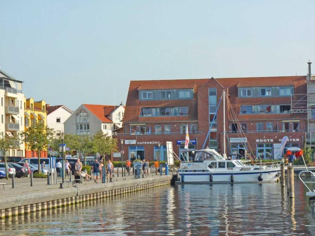 Ferienwohnung "Am Yachthafen" Objekt Id 12104-7 วาเริน ภายนอก รูปภาพ